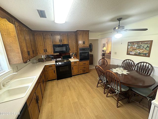 3225 5th Street, Marianna, FL 32446