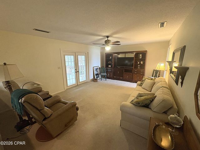 3225 5th Street, Marianna, FL 32446