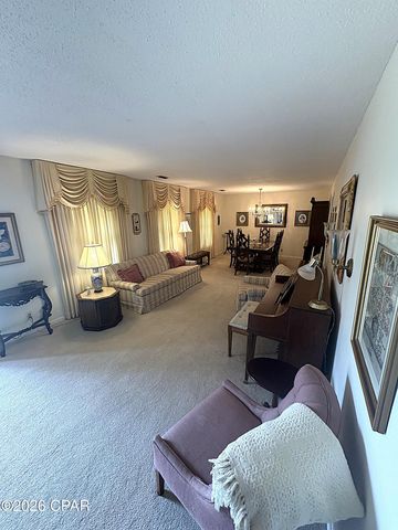 3225 5th Street, Marianna, FL 32446