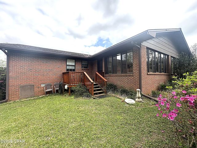 3225 5th Street, Marianna, FL 32446