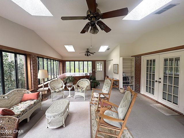 3225 5th Street, Marianna, FL 32446