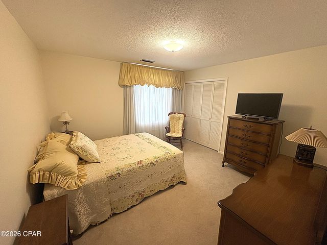 3225 5th Street, Marianna, FL 32446