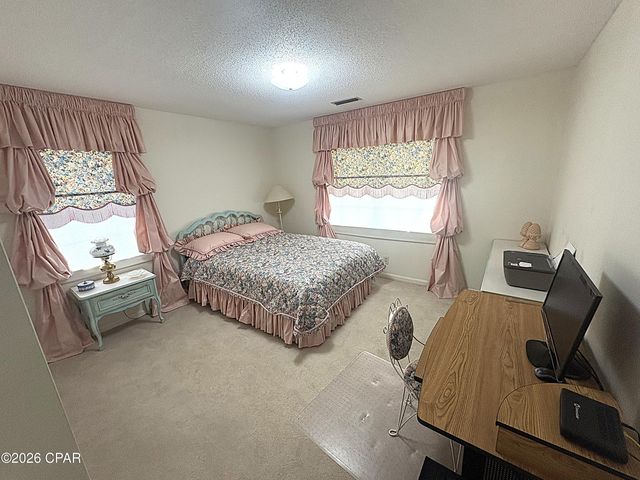 3225 5th Street, Marianna, FL 32446