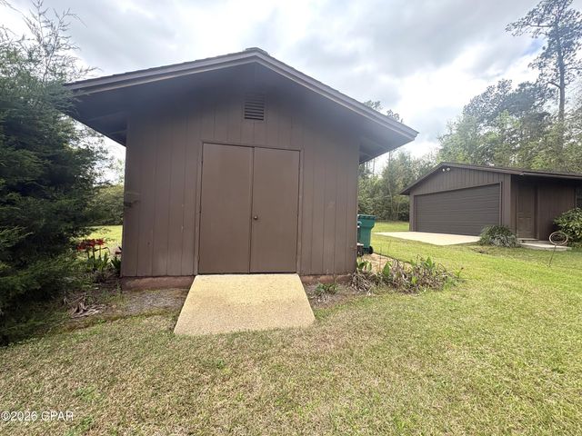 3225 5th Street, Marianna, FL 32446