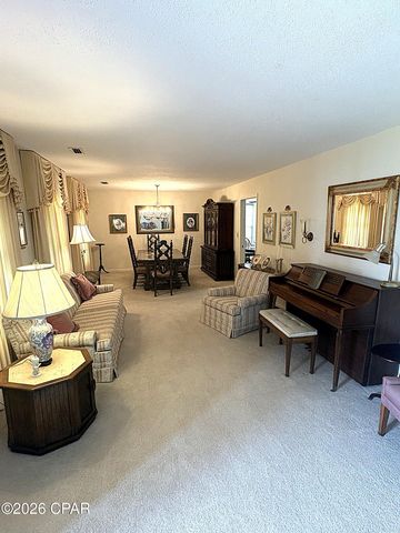 3225 5th Street, Marianna, FL 32446