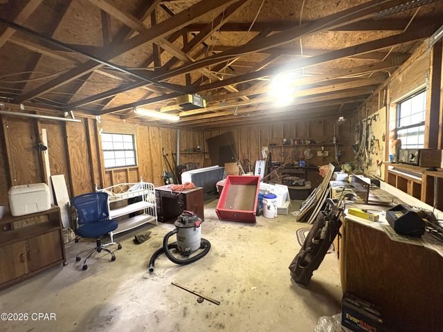 3225 5th Street, Marianna, FL 32446