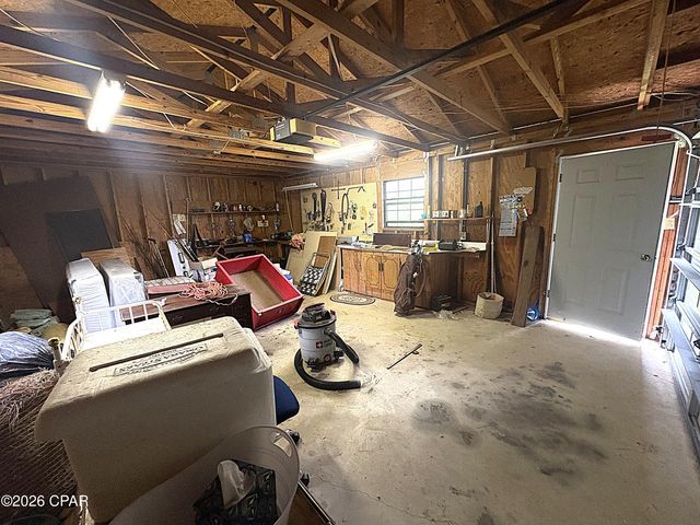 3225 5th Street, Marianna, FL 32446