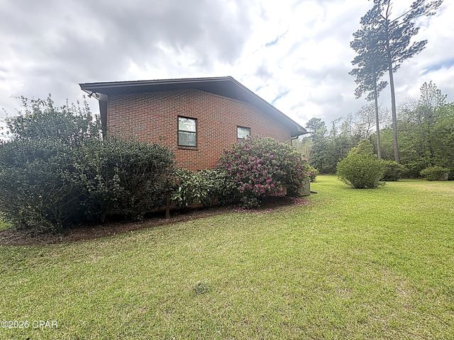 3225 5th Street, Marianna, FL 32446