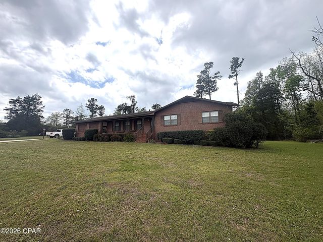 3225 5th Street, Marianna, FL 32446