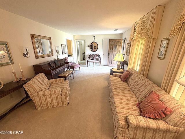 3225 5th Street, Marianna, FL 32446