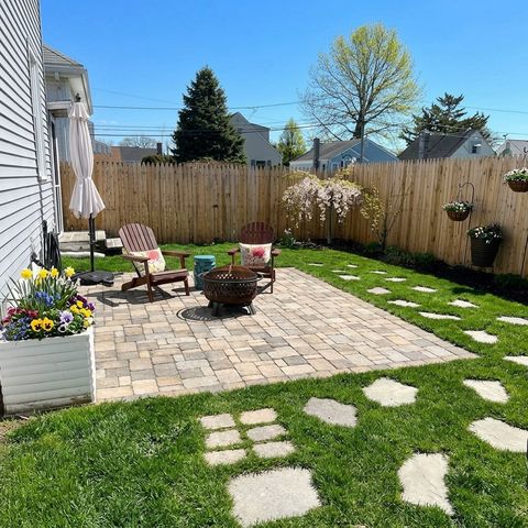 83 Packard Street, Cranston, RI 02910