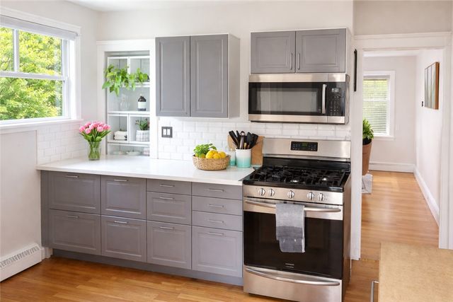 83 Packard Street, Cranston, RI 02910