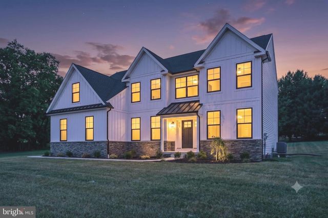 209 OLD STATE RD, Royersford, PA 19468