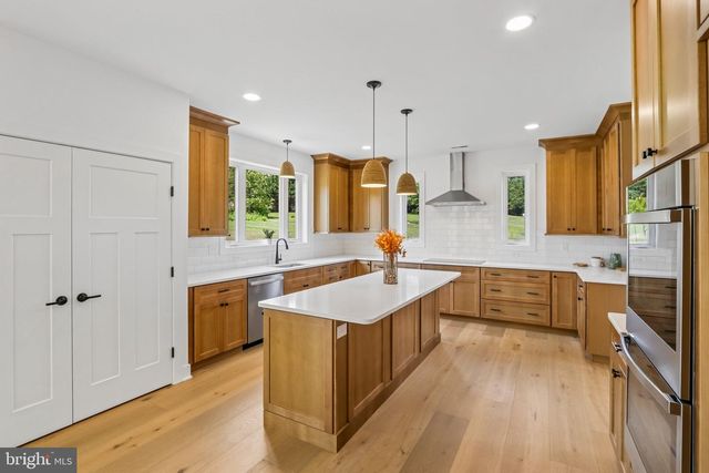 209 OLD STATE RD, Royersford, PA 19468