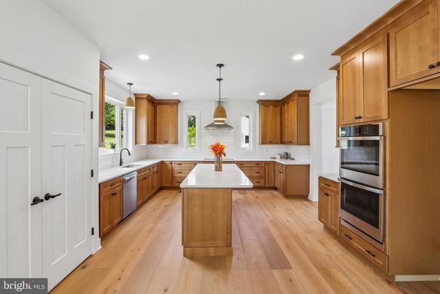 209 OLD STATE RD, Royersford, PA 19468
