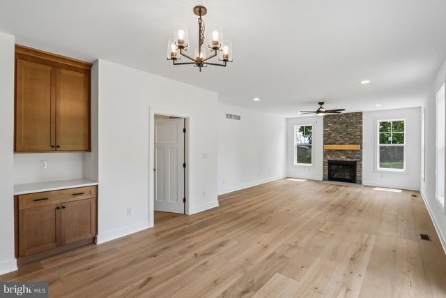 209 OLD STATE RD, Royersford, PA 19468