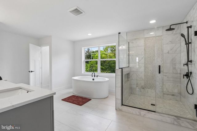 209 OLD STATE RD, Royersford, PA 19468