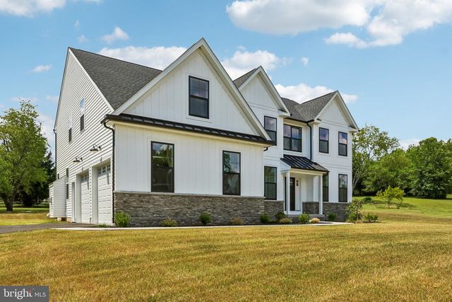 209 OLD STATE RD, Royersford, PA 19468