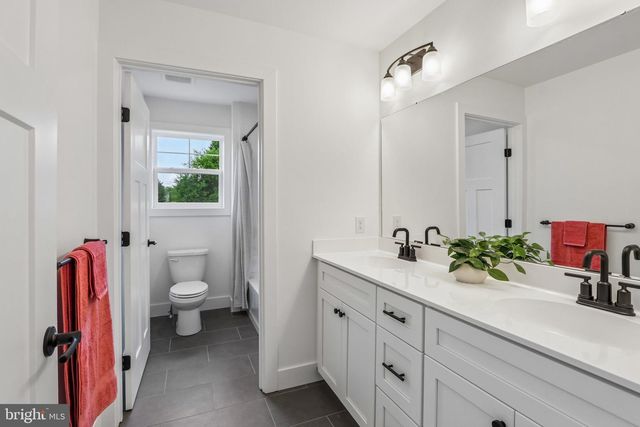 209 OLD STATE RD, Royersford, PA 19468