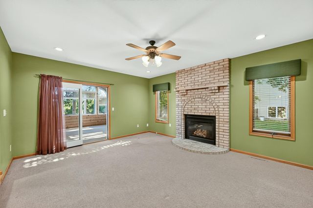 1505 Glendale Hills Drive NE, Rochester, MN 55906