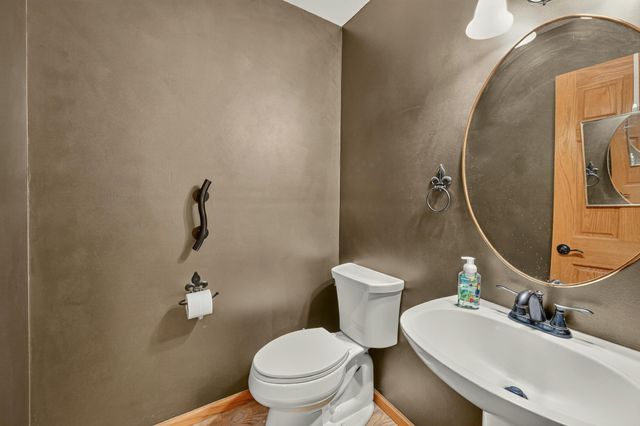 1505 Glendale Hills Drive NE, Rochester, MN 55906