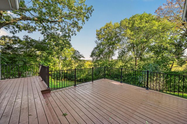 1505 Glendale Hills Drive NE, Rochester, MN 55906