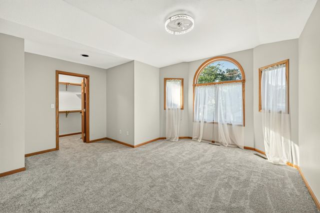 1505 Glendale Hills Drive NE, Rochester, MN 55906