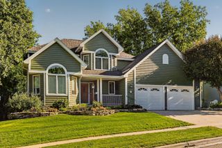 1505 Glendale Hills Drive NE, Rochester, MN 55906