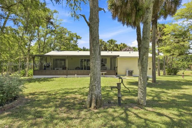 5108 N 206th Ter N, Loxahatchee, FL 33470