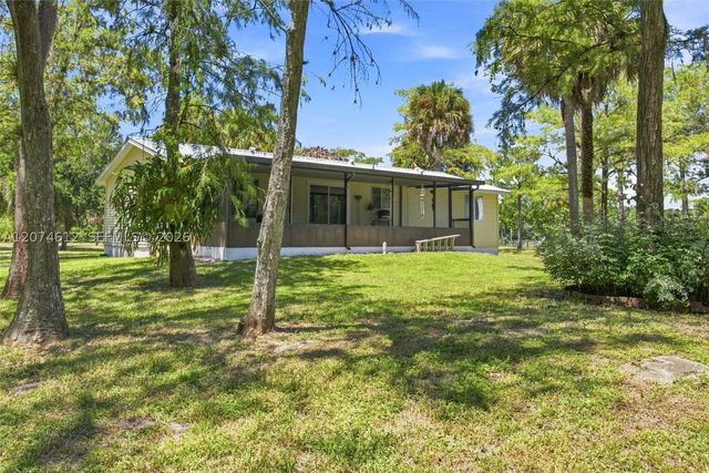 5108 N 206th Ter N, Loxahatchee, FL 33470