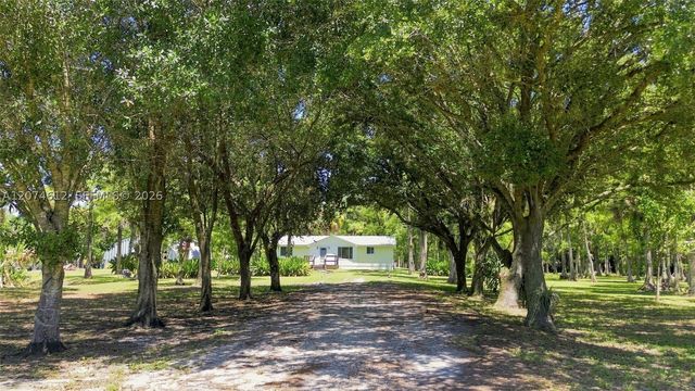 5108 N 206th Ter N, Loxahatchee, FL 33470