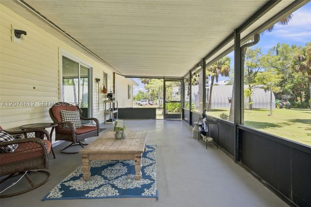 5108 N 206th Ter N, Loxahatchee, FL 33470