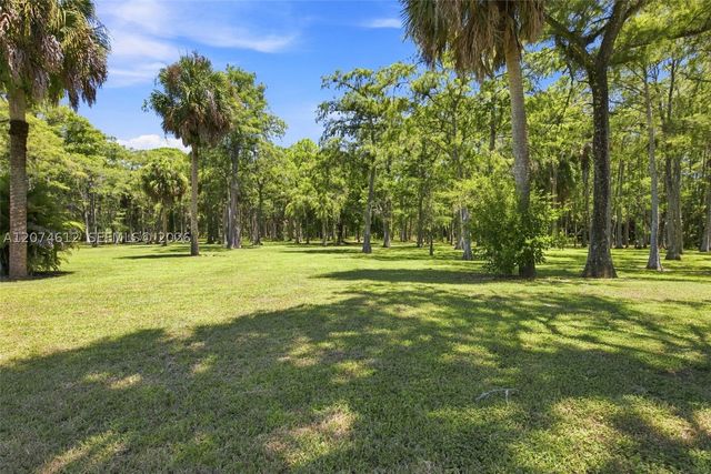5108 N 206th Ter N, Loxahatchee, FL 33470