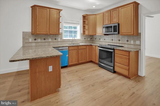 46 SPRING HILL RD, Hereford, PA 18056