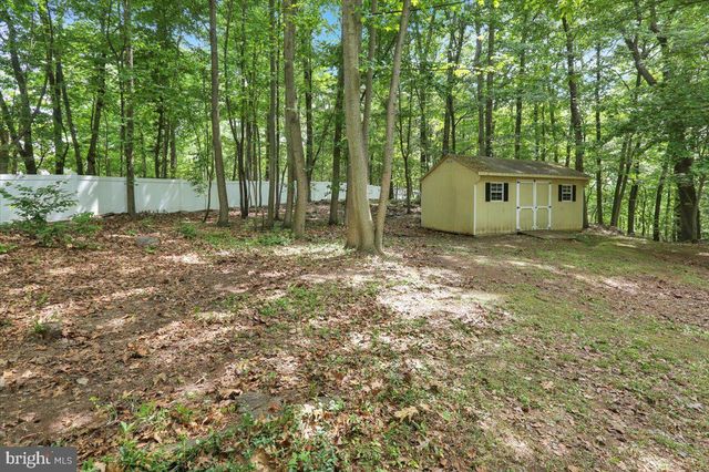 46 SPRING HILL RD, Hereford, PA 18056