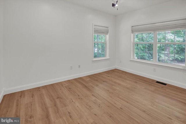 46 SPRING HILL RD, Hereford, PA 18056