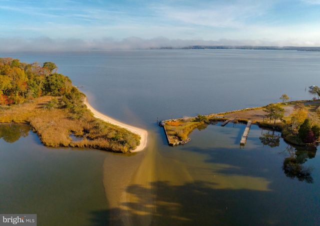 43088 ISLAND VIEW, Hollywood, MD 20636