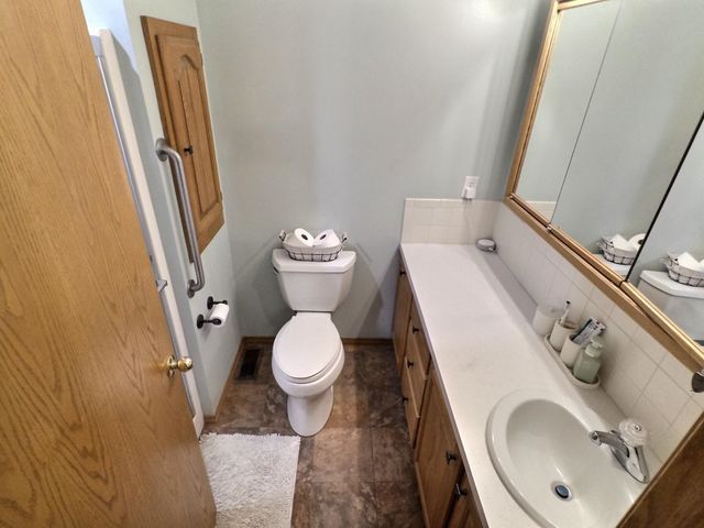 215 E Prather St, Mulvane, KS 67110