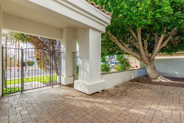 21619 N 56TH Drive, Glendale, AZ 85308