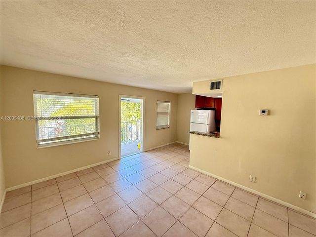 417 NE 17th Ave 10, Fort Lauderdale, FL 33301