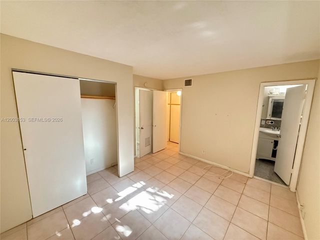 417 NE 17th Ave 10, Fort Lauderdale, FL 33301