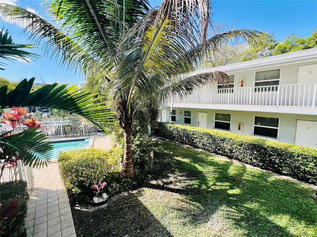 417 NE 17th Ave 10, Fort Lauderdale, FL 33301