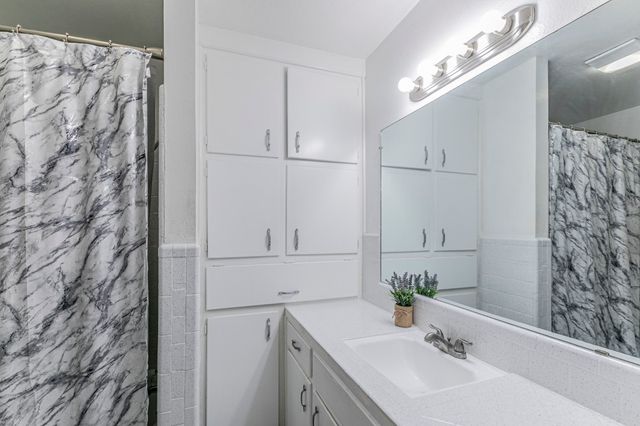 1704 Mountainview Drive, Waco, TX 76710