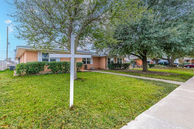 1704 Mountainview Drive, Waco, TX 76710