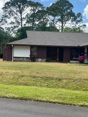 2328 Hamlet Drive S, Melbourne, FL 32934