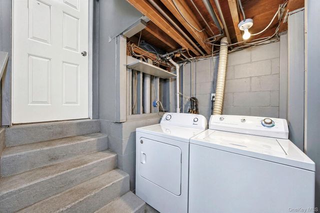 276 Deauville Boulevard, Copiague, NY 11726