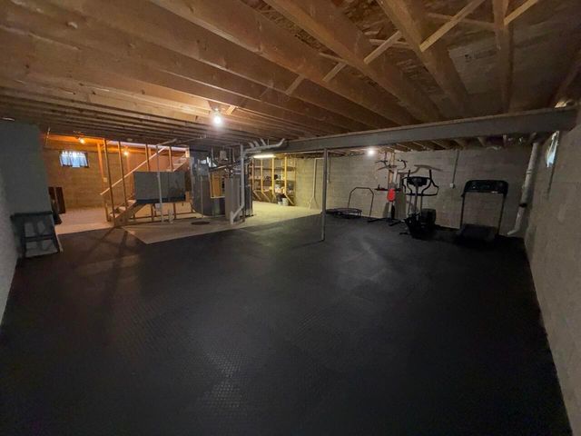 3452 Greenville Drive, Lewis Center, OH 43035