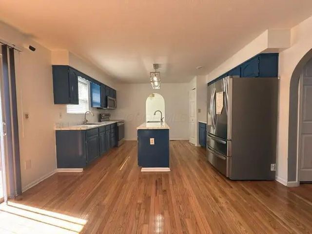 3452 Greenville Drive, Lewis Center, OH 43035