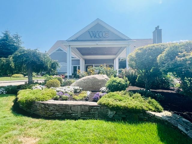 619 White Cliff Dr 619, Plymouth, MA 02360