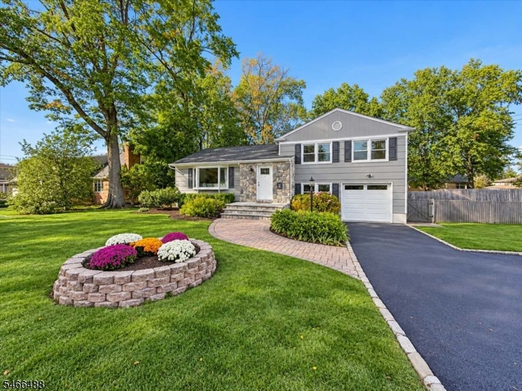 2 Buckingham Dr, Madison Boro, NJ 07940 — exterior